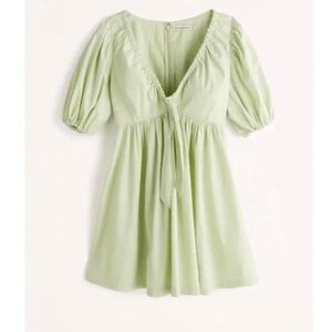 Abercrombie Green Cinched Puff Sleeve Dress